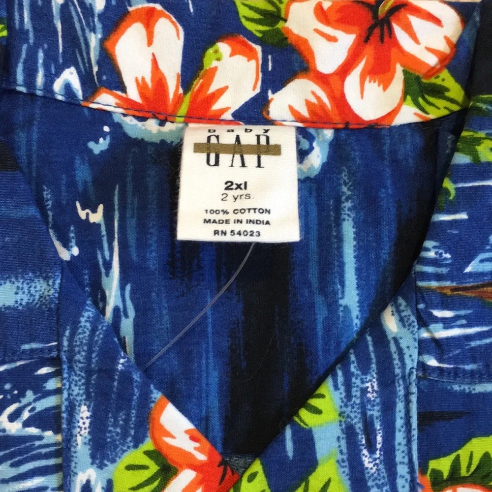 NWT Gap boys summer outfit size 2